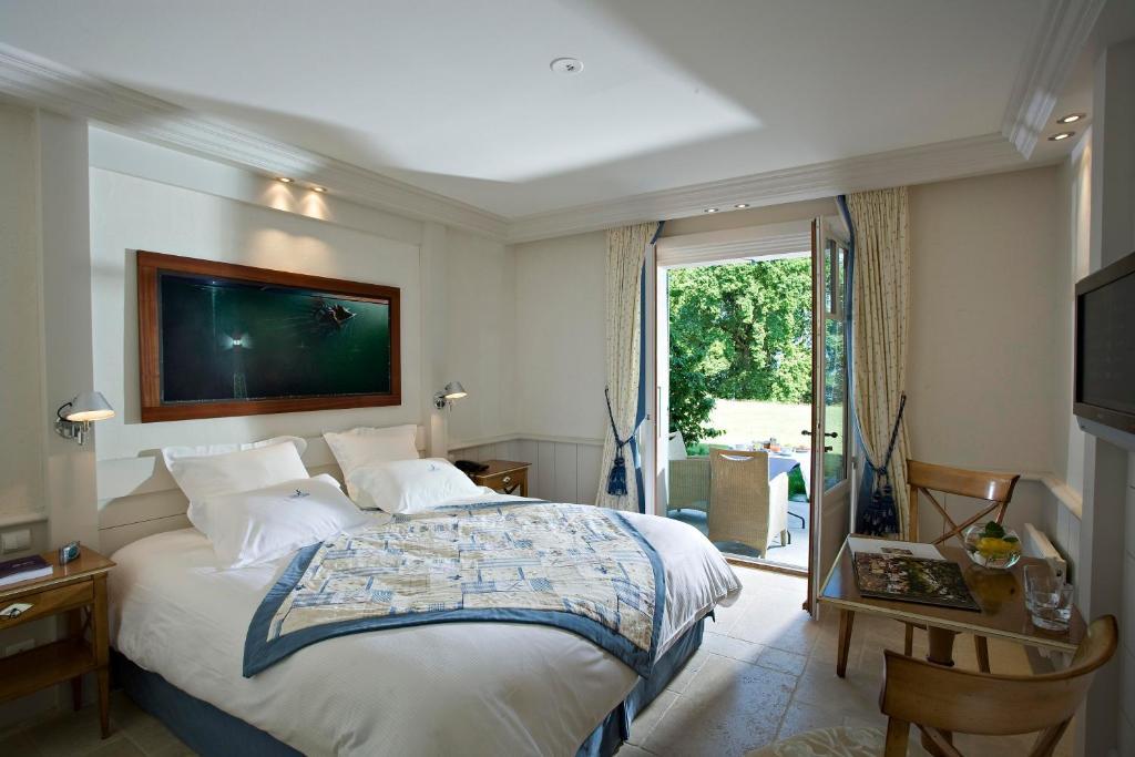 Cécile Hotel